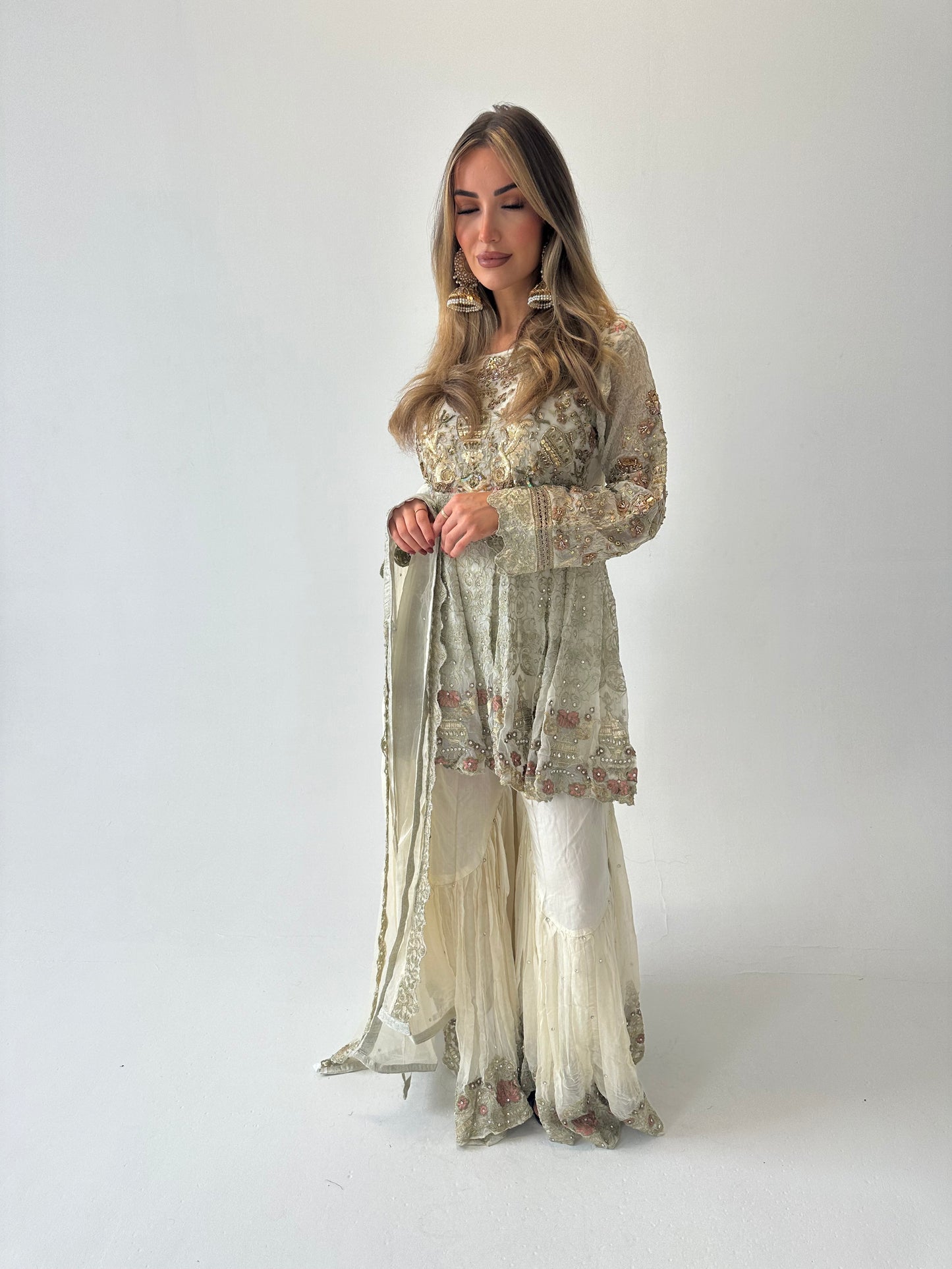 ELLA ADAH cream outfit