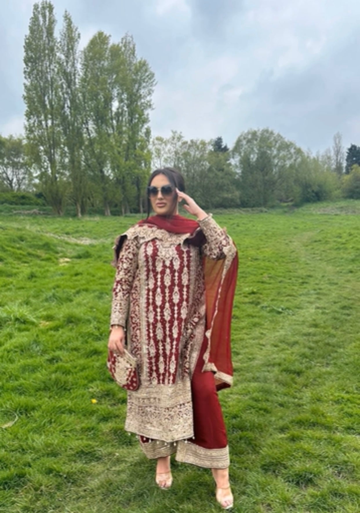 LEEZA maroon outfit