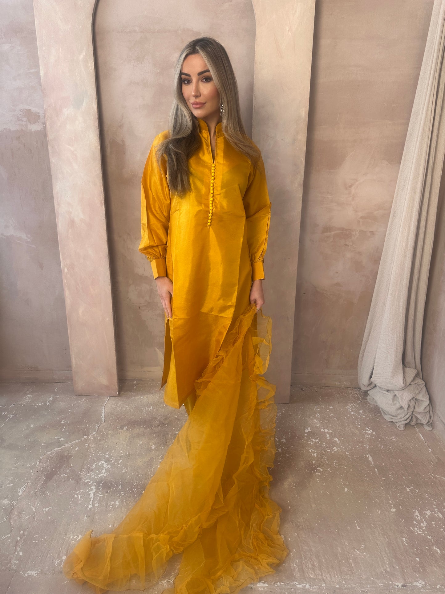 NIDA mustard outfit