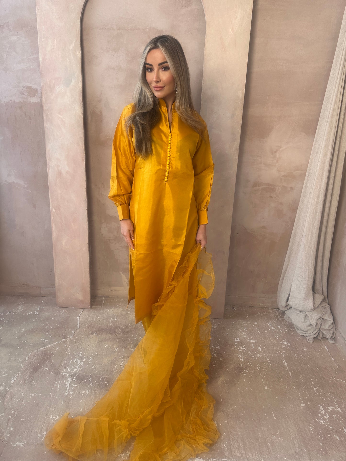 NIDA mustard outfit