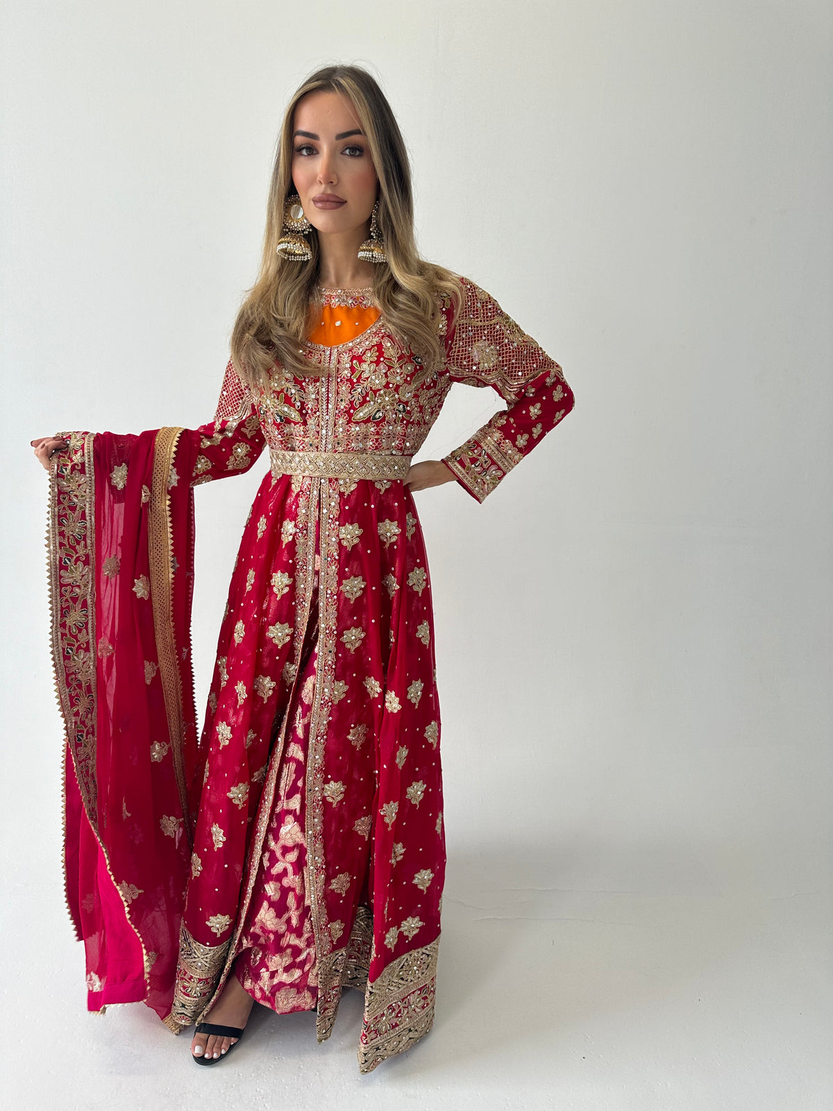 LIRA magenta pink and gold outfit