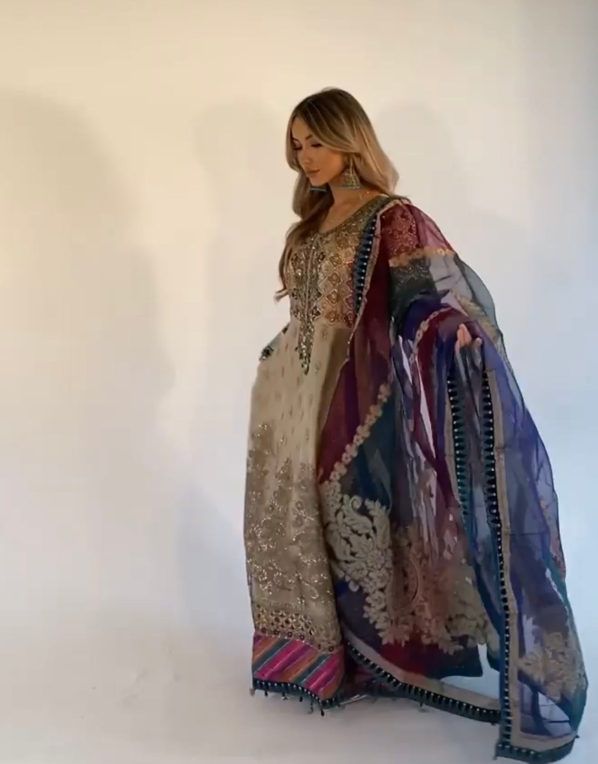 ZENAB beige outfit